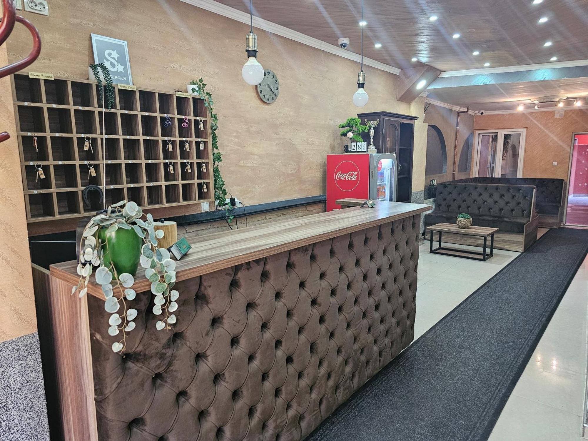 Prenociste Rooms Simke Суботица Экстерьер фото