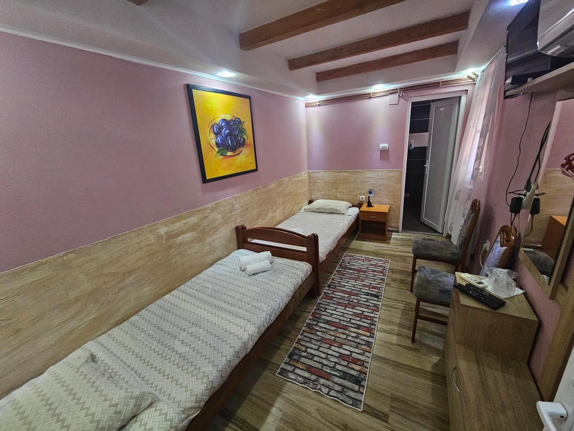 Prenociste Rooms Simke Суботица Экстерьер фото