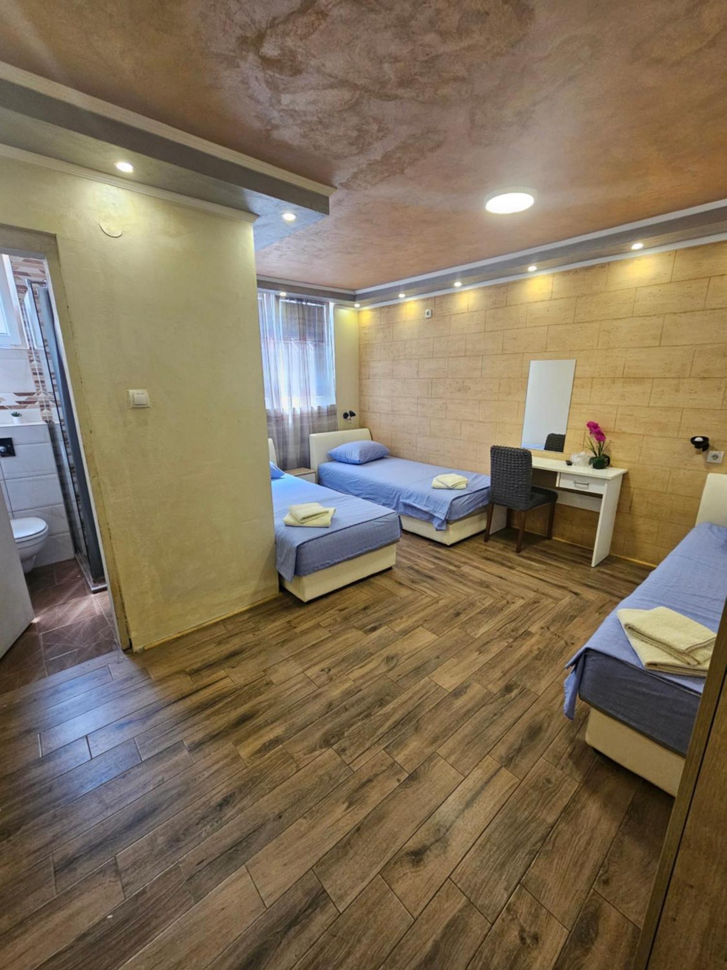 Prenociste Rooms Simke Суботица Экстерьер фото