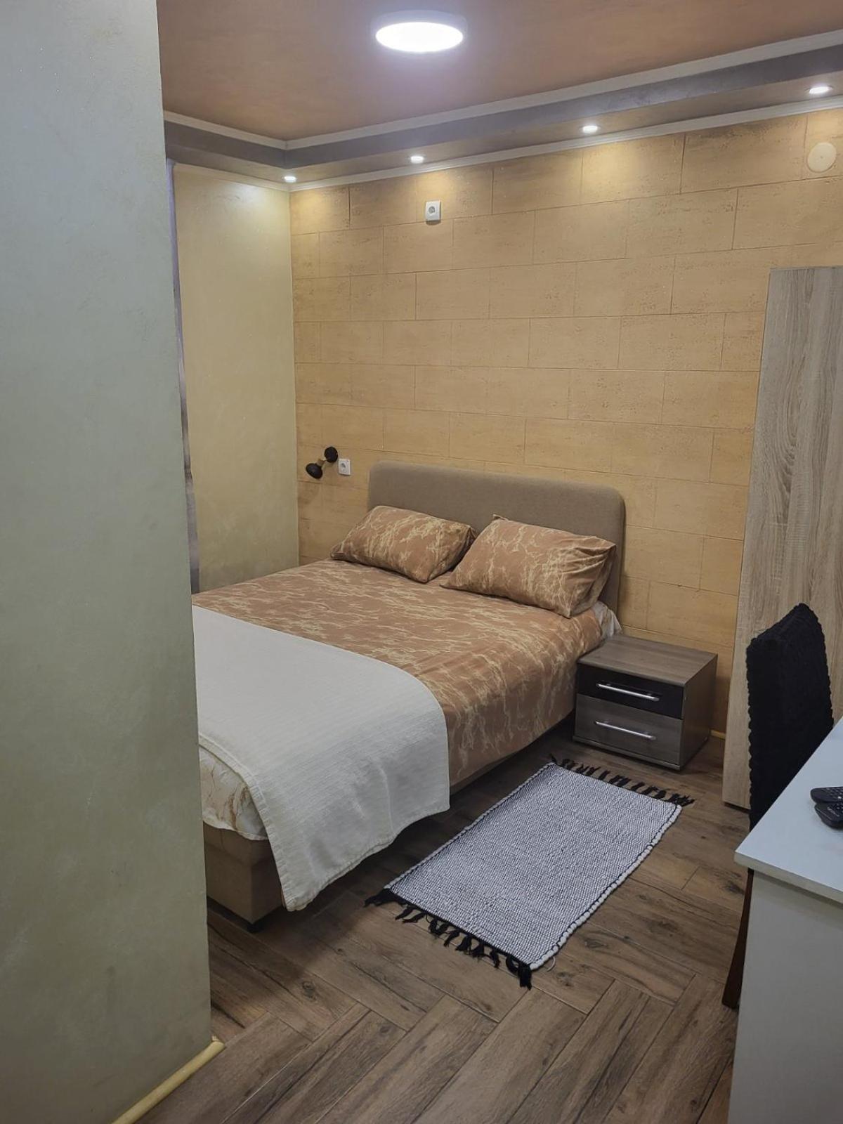 Prenociste Rooms Simke Суботица Экстерьер фото