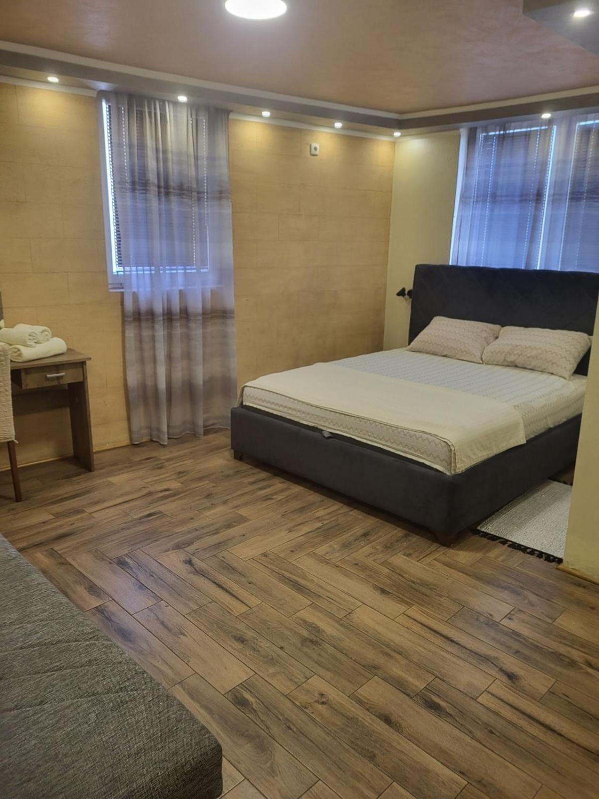 Prenociste Rooms Simke Суботица Экстерьер фото