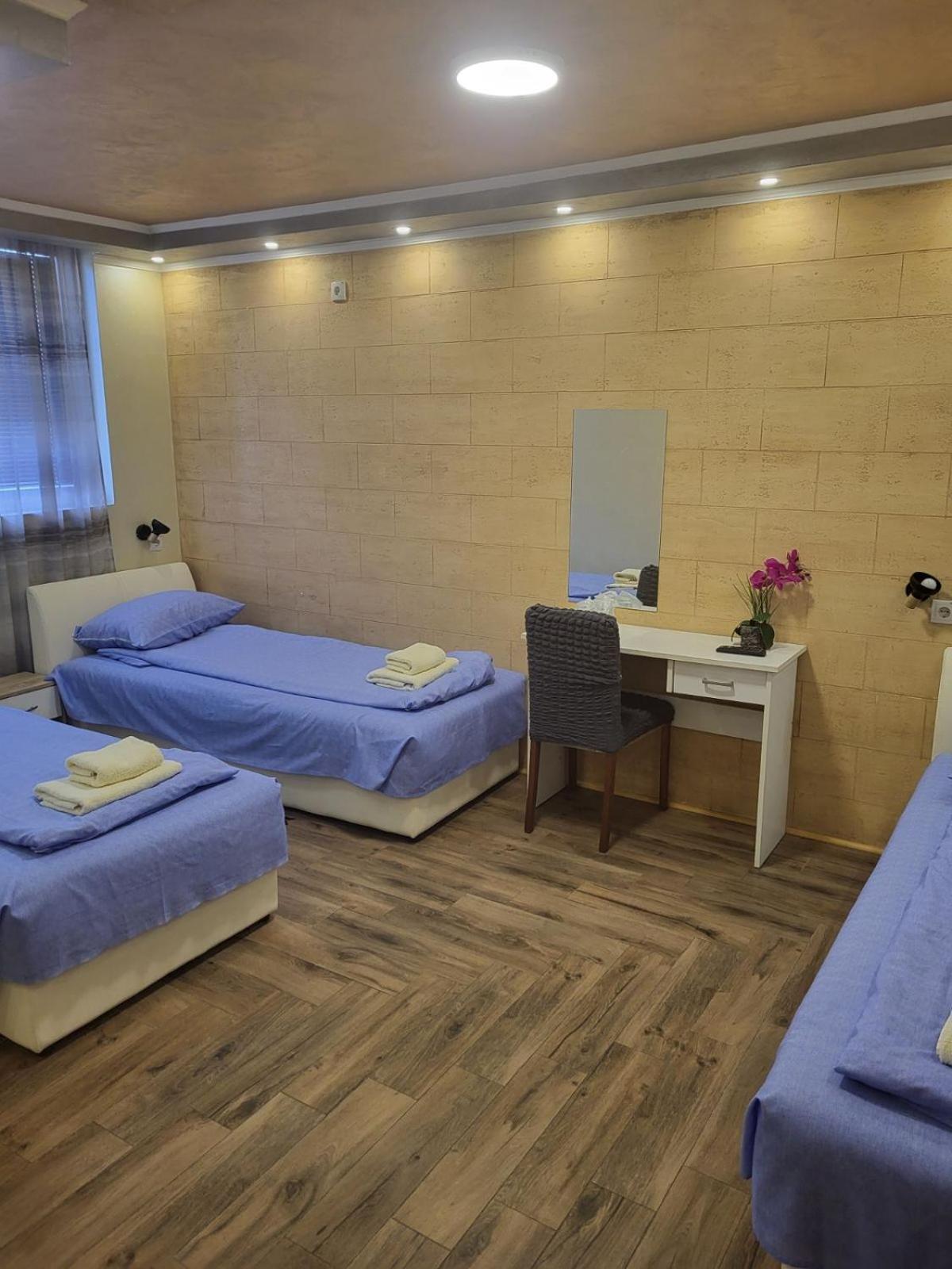 Prenociste Rooms Simke Суботица Экстерьер фото
