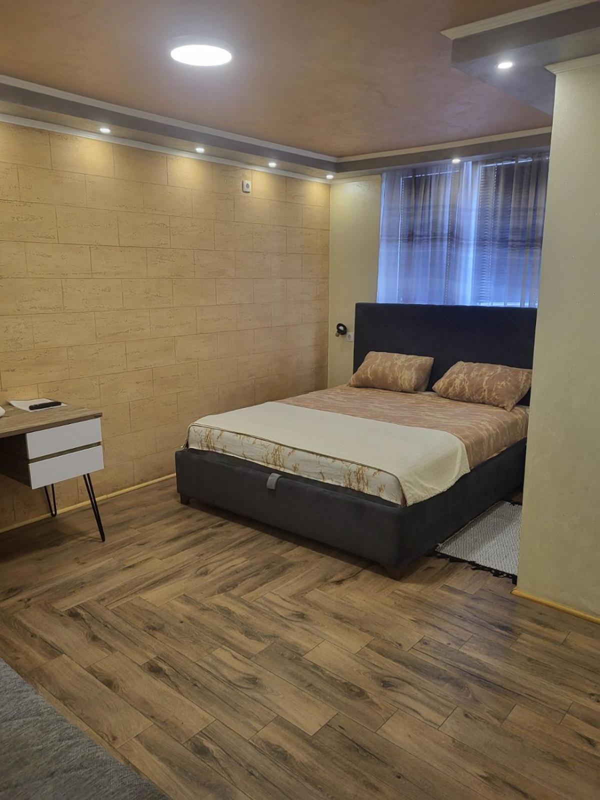 Prenociste Rooms Simke Суботица Экстерьер фото