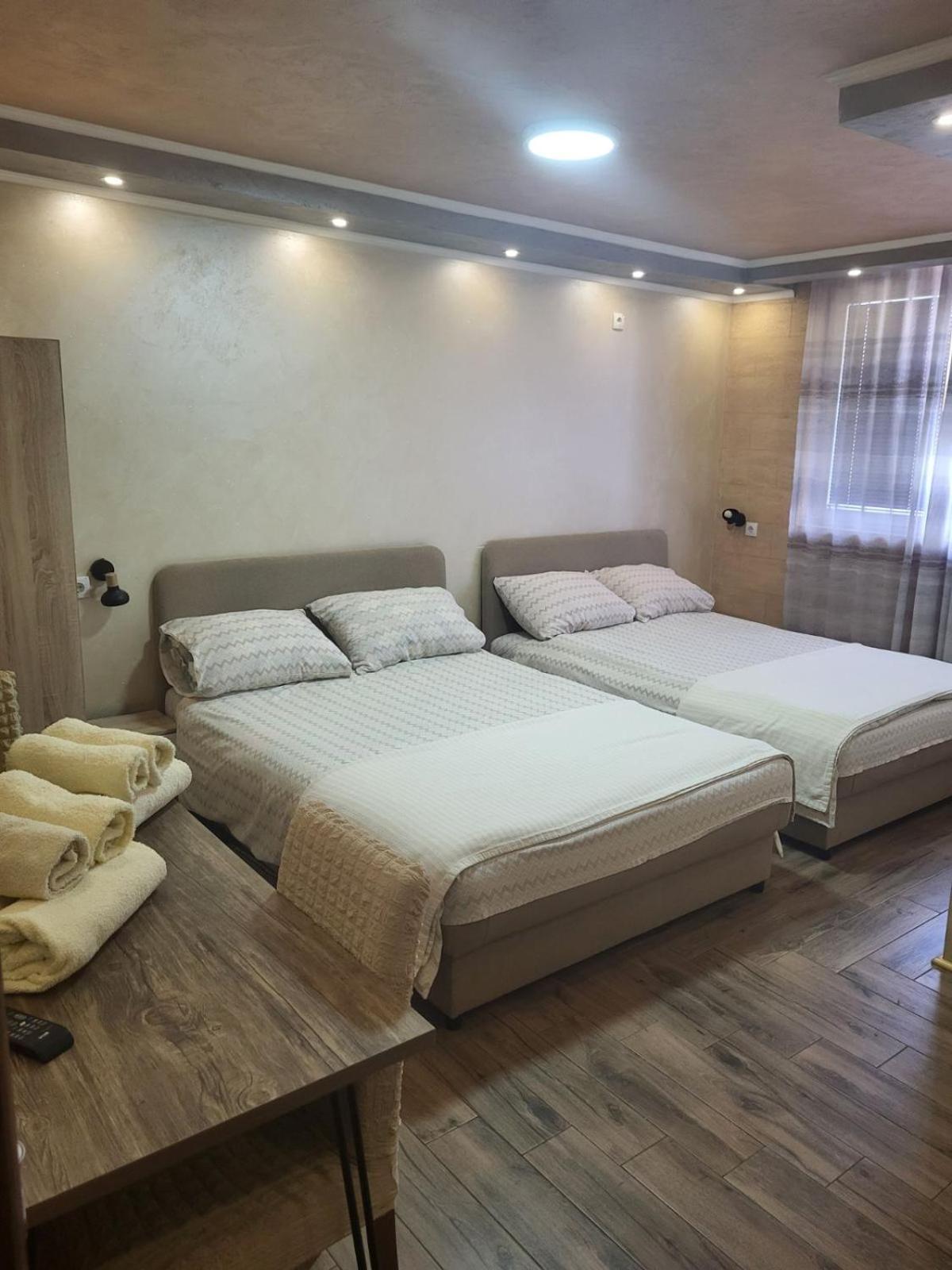 Prenociste Rooms Simke Суботица Экстерьер фото
